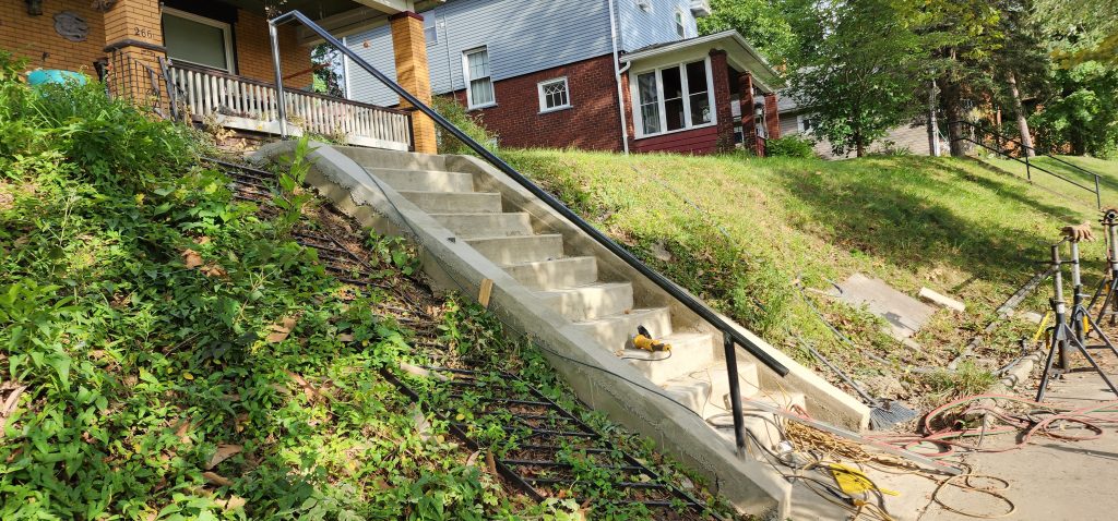 20230830 174633 1024x478